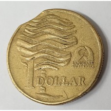 AUSTRALIA 1993 . ONE 1 DOLLAR COIN . ERROR . BITTEN FLAN